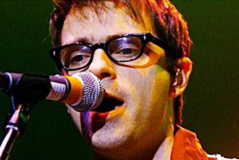Vokalis Weezer, Rivers Cuomo
