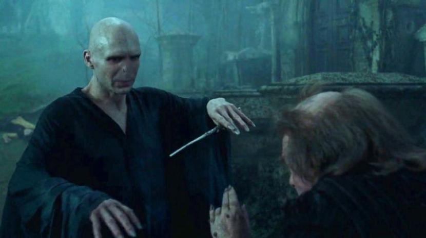 Karakter Voldemort yang diperankan Ralph Fiennes dalam Harry Potter.