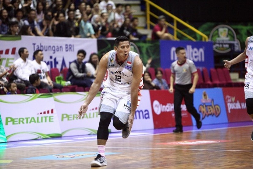 W88.news Aspac merebut gim pertama play-off IBL Pertalite 2017  di C’Tra Arena Bandung, Jumat (7/4) 