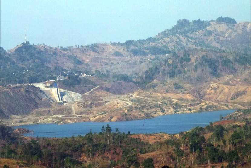 Waduk Jatigede, Kabupaten Sumedang, Senin (15/2).  (foto : MgBDG_MJ05)