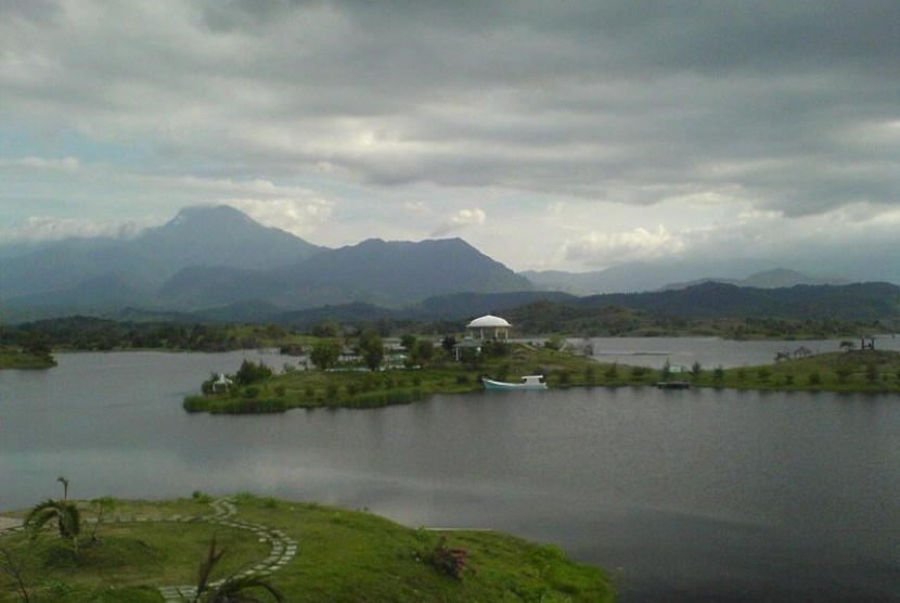 Waduk Keuliling di Aceh.