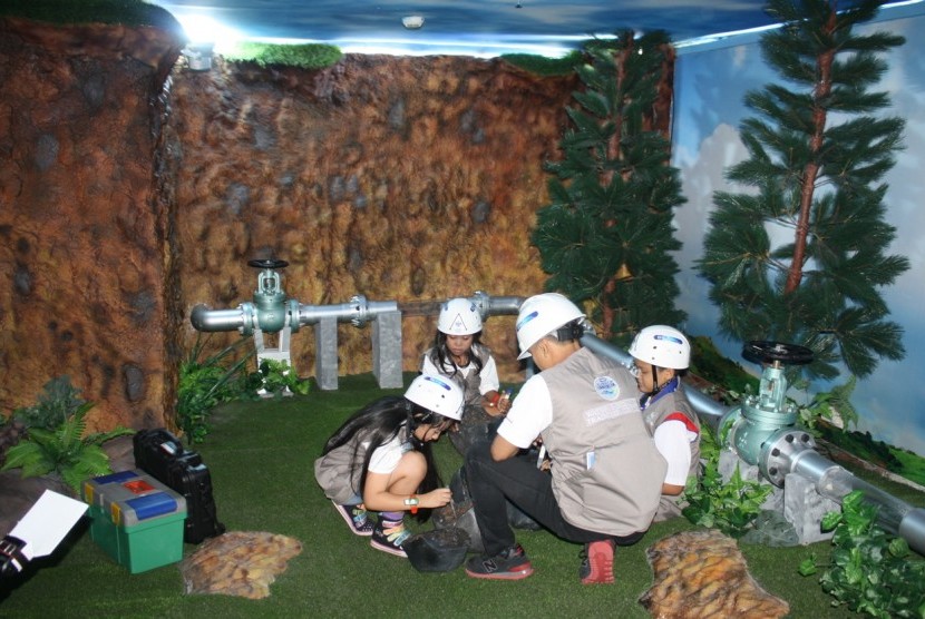 Wahana edukatif air di Kidzania, Aqua Water Research Center.