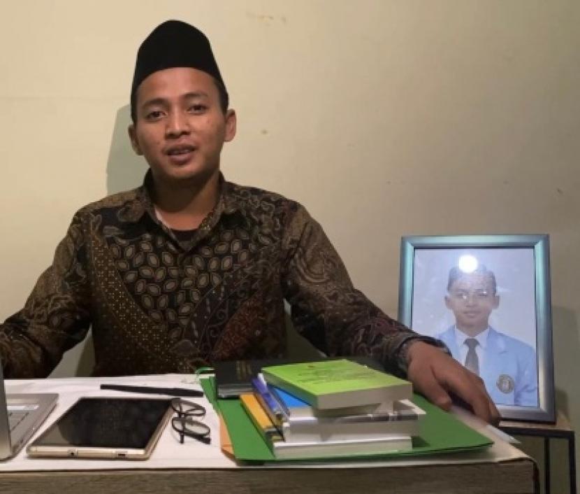 Presidium Nasional Badan Eksekutif Mahasiswa (BEM) Perguruan Tinggi Nahdlatul Ulama (PTNU) se Nusantara, Wahyu Al Fajri, menilai Mukernas BEM PTNU di Yogyakarta dinilai melanggar AD ART organisasi 