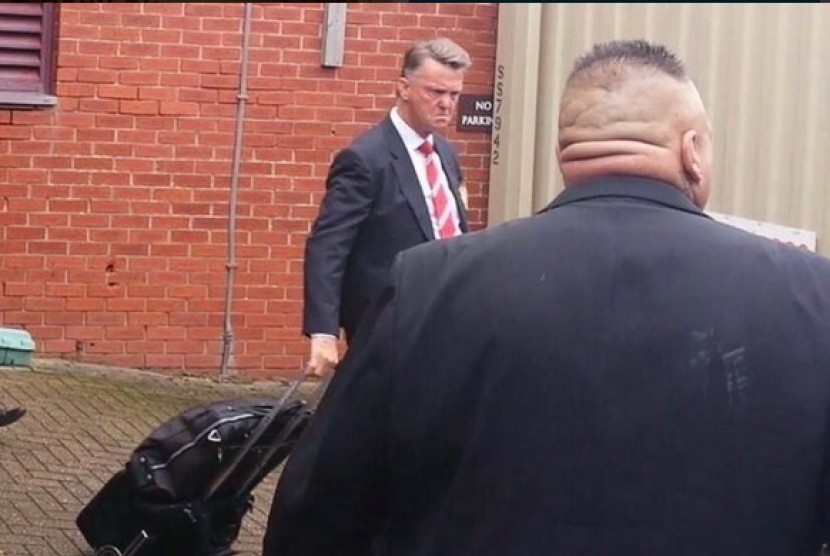 Wajah kusut Louis van Gaal