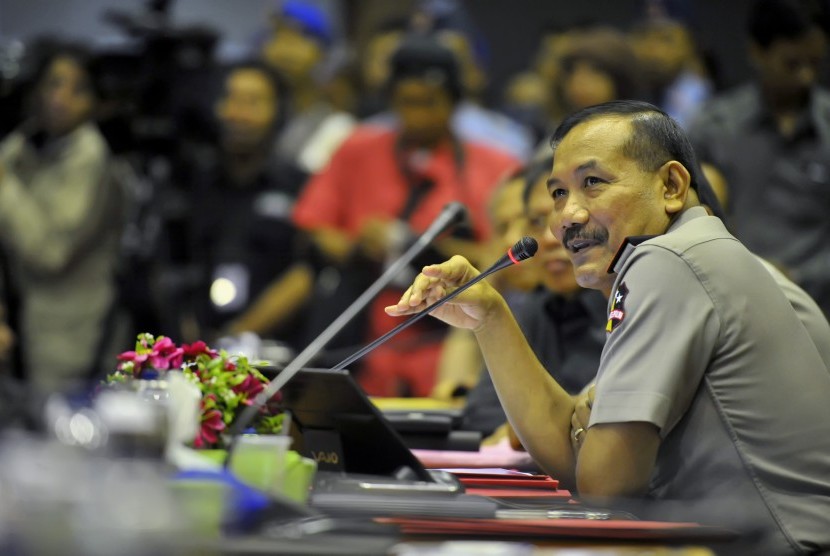 Wakapolri Komjen Pol Badrodin Haiti mengikuti Rapat Dengar Pendapat bersama Komisi III DPR RI di Kompleks Parlemen Senayan, Jakarta, Kamis (2/4). 