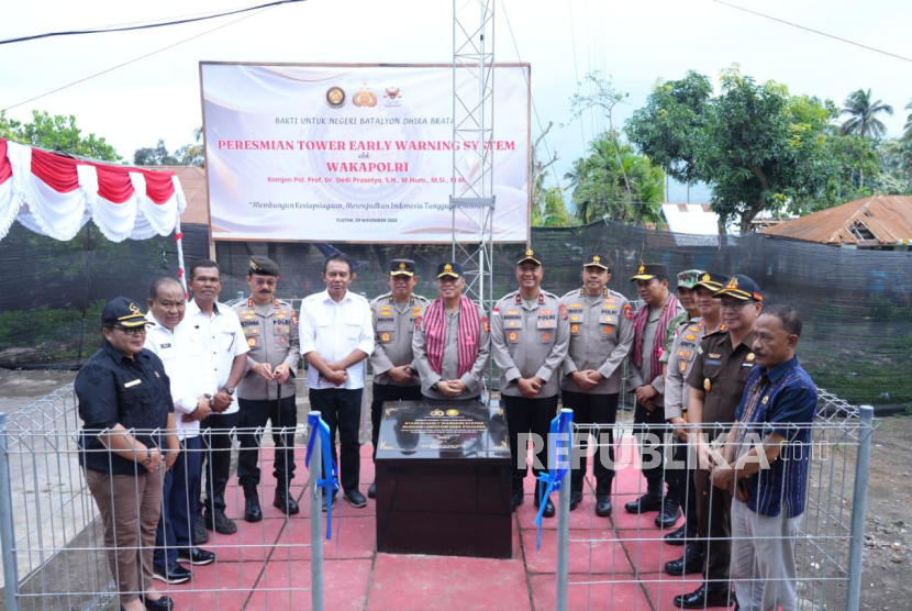 Wakapolri Resmikan Early Warning System Gunung Lewotobi Laki-Laki di Flores Timur