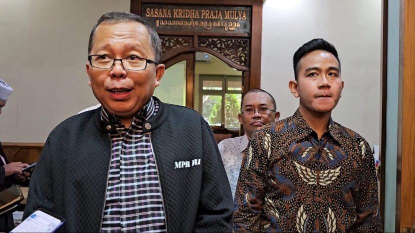 Waketum PPP, Arsul Sani, usai bertemu Wali Kota Solo Gibran Rakabuming Raka di Balai Kota Solo, Jumat (10/3/2023).