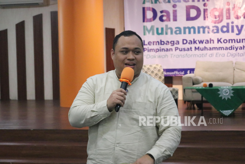 Wakil Bendahara LDK PP Muhammadiyah yang juga Ketua FORDIGIMU, Ustaz Kamarul Zaman, M.Ak.