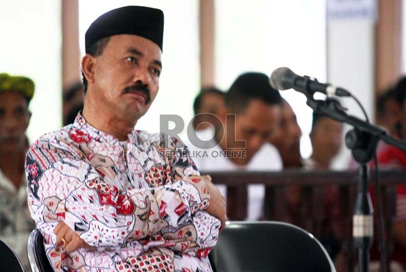 Wakil Bupati Cirebon Tasiya Soemadi saat mengikuti sidang lanjutan dugaan korupsi dana bantuan sosial dan belanja hibah APBD Kabupaten Cirebon periode 2009-2012.