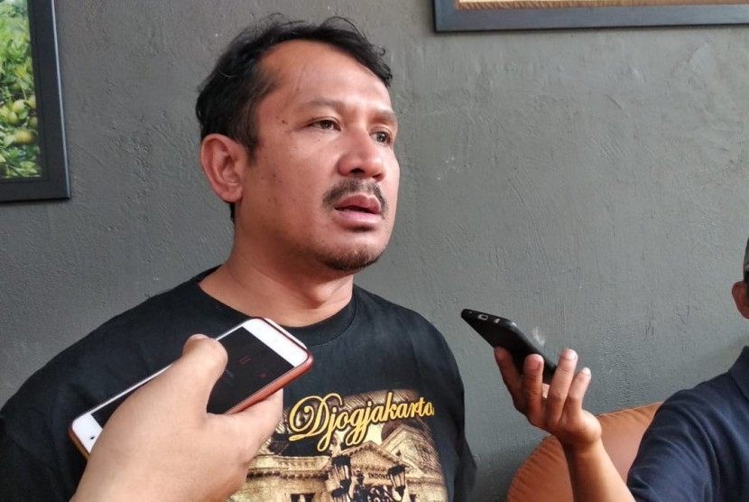 Wakil Bupati Garut Helmi Budiman saat diwawancara wartawan, Selasa (22/10).