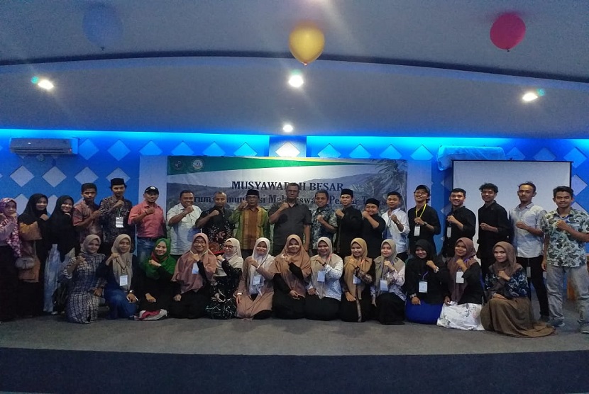 Wakil Bupati Pidie Fadhlullah TM Daud membuka secara resmi Musyawarah Besar - IX Forum Komunikasi Mahasiswa dan Pelajar Tangse (Fokusmata), di Gedung Pemuda KNPI Aceh Banda Aceh, Rabu (01/05).