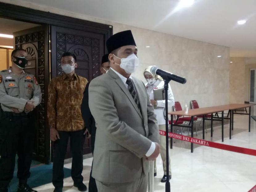 Wakil Gubernur DKI Jakarta, Ahmad Riza Patria menyatakan Pemerintah Provinsi (Pemprov) DKI Jakarta mendukung perpanjangan PPKM