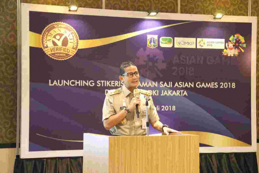 Wakil Gubernur DKI Jakarta Sandiaga Salahuddin Uno berbicara dalam peluncuran stiker aman saji Asian Games 2018.