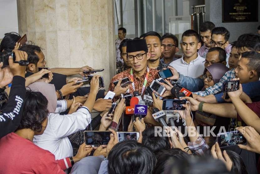 Jakarta Deputy Governor Sandiaga Uno answers reporters questions at City Hall, Central Jakarta, on Thursday (Aug 9).