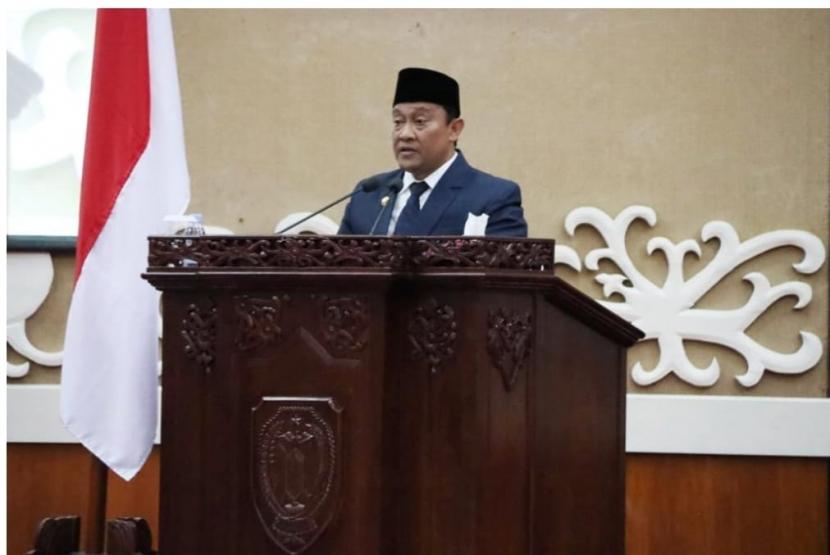 Wakil Gubernur Kalimantan Tengah Edy Pratowo menerima secara simbolis Insentif Fiskal. (ilustrasi).