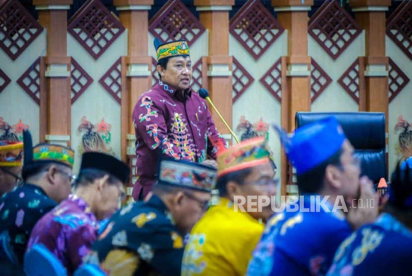 Wakil Gubernur Kalimantan Tengah, Edy Pratowo menekankan pentingnya pemerintah provinsi memperkuat fiskal daerah dengan memaksimalkan PAD.