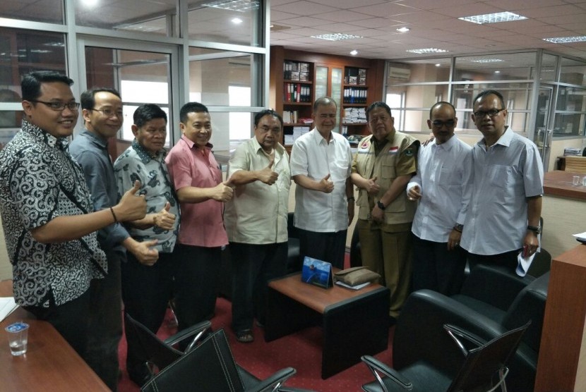 Wakil Gubernur Sumatera Barat Nasrul Abit bertemu PWI di Gedung PWI, Jakarta, membicarakan koordinasi pembukaan HPN 2018.