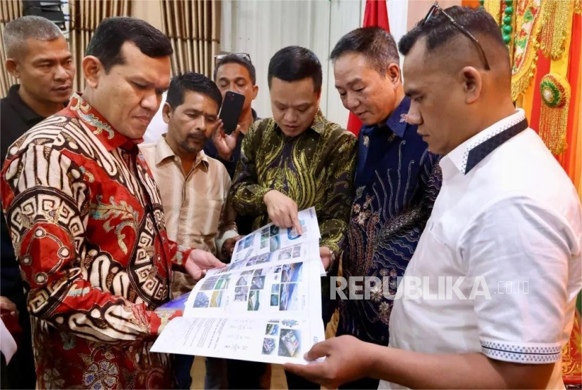 Wakil Gubernur (Wagub) Aceh Fadhlullah menyambut kedatangan investor dari Hangzhou, China di di Kota Banda Aceh, Jumat (2/5/2025).