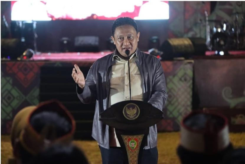 Wakil Gubernur (Wagub) Kalteng Edy Pratowo tutup event Festival Budaya Isen Mulang (FBIM) dan Festival Kuliner Nusantara (FKN) tahun 2023.