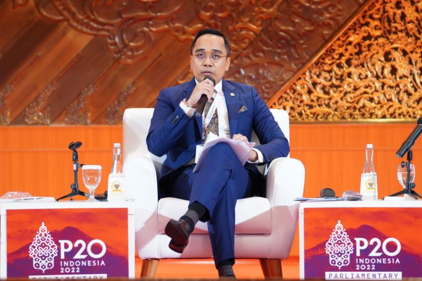 Wakil Ketua Badan Kerja Sama Antar Parlemen (BKSAP) DPR RI Putu Supadma Rudana mengatakan Indonesia memegang teguh komitmen memberantas perubahan iklim untuk mencapai emisi nol bersih pada tahun 2060 atau lebih cepat.