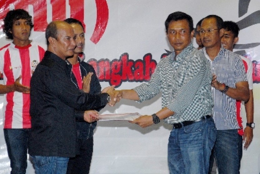 Wakil Ketua DPD PDI Perjuangan Jawa Timur MH Said Abdullah (kiri).