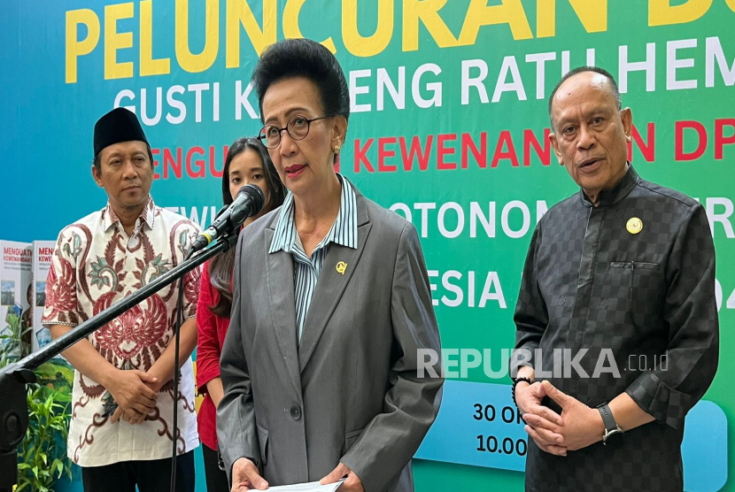 Lewat Buku Terbarunya, GKR Hemas Refleksikan Dua Dekade Perjuangan DPD RI dan Otonomi Daerah