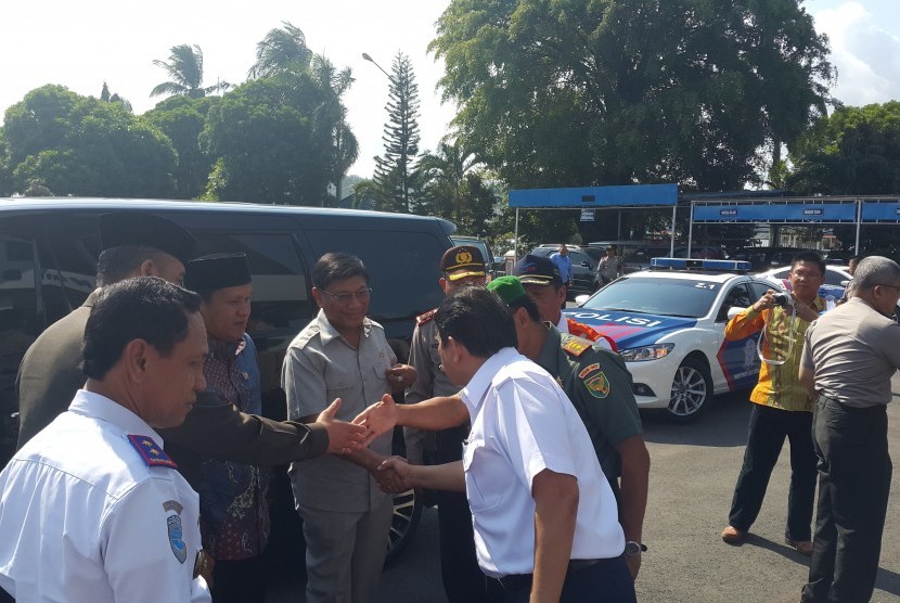 Wakil Ketua DPD RI meninjau kesiapan mudik di Lampung.