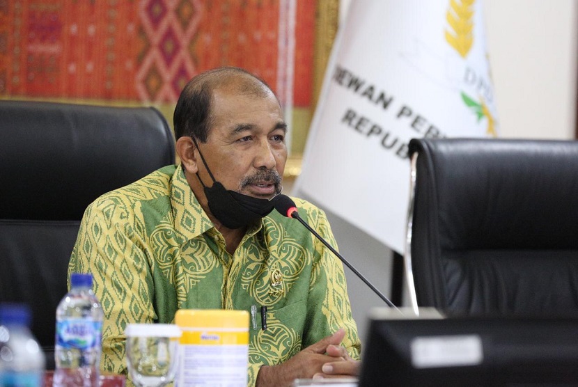 Wakil Ketua DPD RI Nono Sampono meminta pemerintah untuk menggerakkan puskesmas guna mengantisipasi lonjakan peningkatan kenaikan kasus  ovid-19 pascalibur Hari Raya Idul Fitri 1442 Hijriyah.