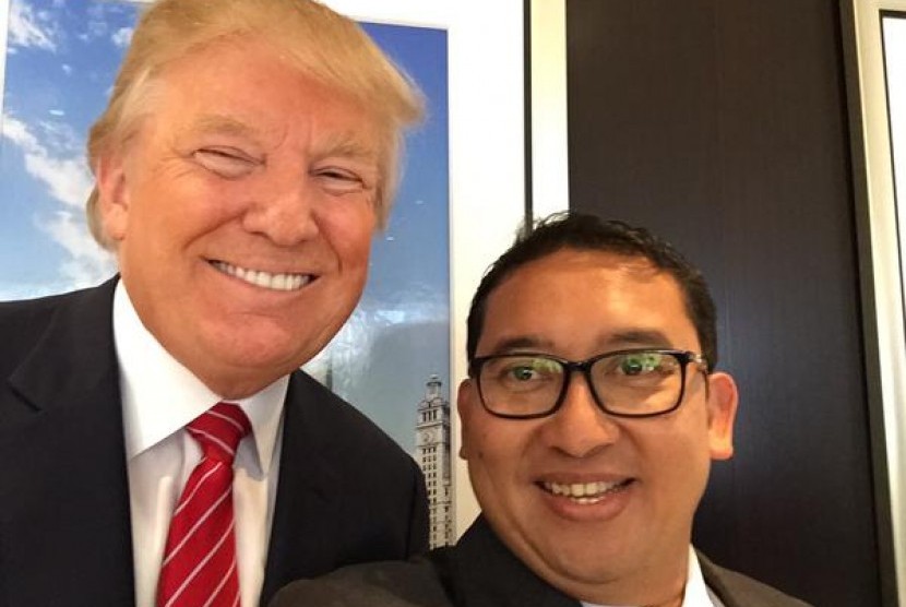 Wakil Ketua DPR Fadli Zon selfie bersama kandidat capres AS Donald Trump.
