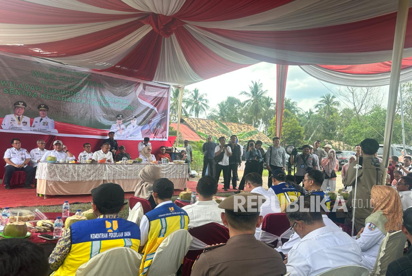 Wakil Ketua DPR RI Bidang Koordinator Industri dan Pembangunan (Korinbang) Saan Mustopa bersama tim melakukan kunjungan kerja ke Provinsi Sumatera Selatan, Rabu (15/10/2025).