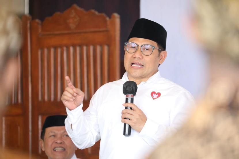 Wakil Ketua DPR RI Bidang Korkesra Abdul Muhaimin Iskandar saat menghadiri pertemuan dengan seniman Mataraman di Padepokan Seni Kirun (PasSKI) Madiun, Sabtu (5/3/2022).