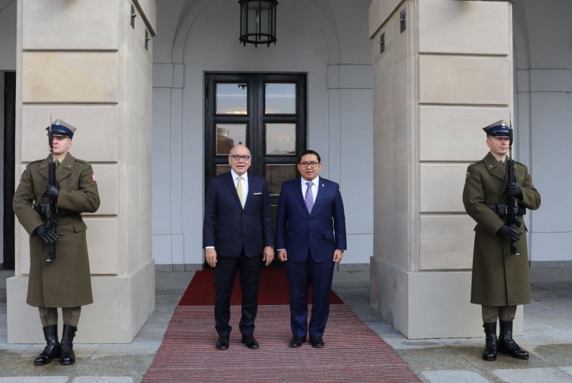 Wakil Ketua DPR RI Fadli Zon melaksanakan kunjungan muhibah ke Polandia pada 20-23 November untuk membicarakan berbagai isu yang menjadi kepentingan bersama kedua negara.