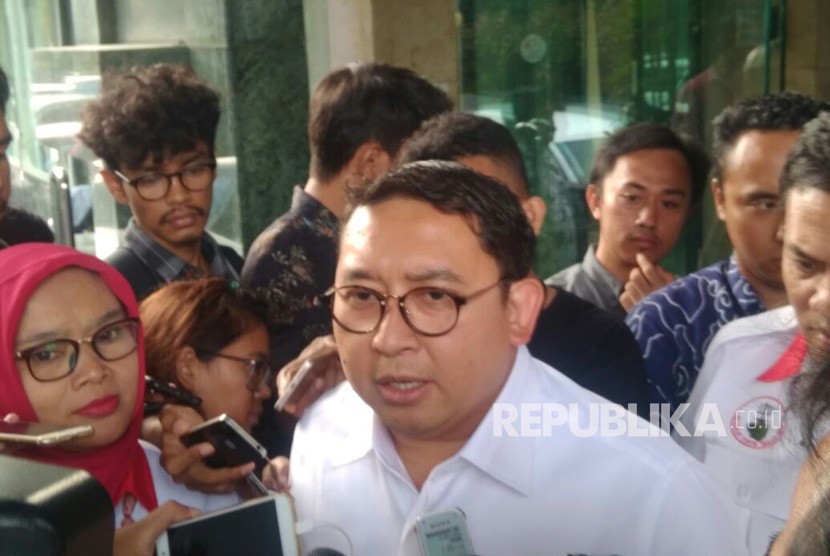 Deputy speaker House of Representatives (DPR) Fadli Zon files police reports against Ananda Sukarlan, Lambe Turah, and another social media account.
