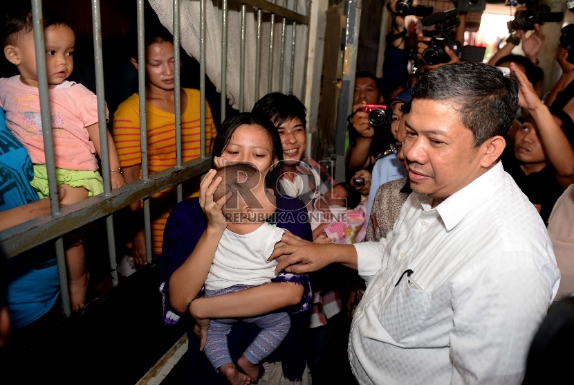 Wakil Ketua DPR RI Fahri Hamzah melakukan sidak di Rumah Tahanan Wanita Pondok Bambu, Jakarta Timur, Selasa (27/10).  (Republika/Wihdan)