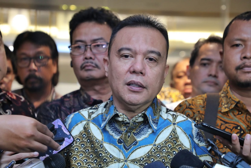 Wakil Ketua DPR RI Sufmi Dasco Ahmad mengatakan Komisi VII DPR RI akan memanggil Pertamina untuk mengevaluasi insiden kebakaran di Terminal BBM (TBBM) Plumpang, Koja, Jakarta Utara. (ilustrasi).