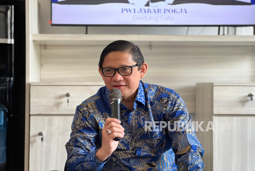 Wakil Ketua DPRD Provinsi Jawa Barat MQ Iswara