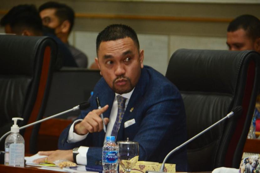 Wakil Ketua Komisi III DPR RI Ahmad Sahroni. Politikus Nasdem Sahroni minta Mahfud ungkap pemain dan parpol terima aliran dana BTS