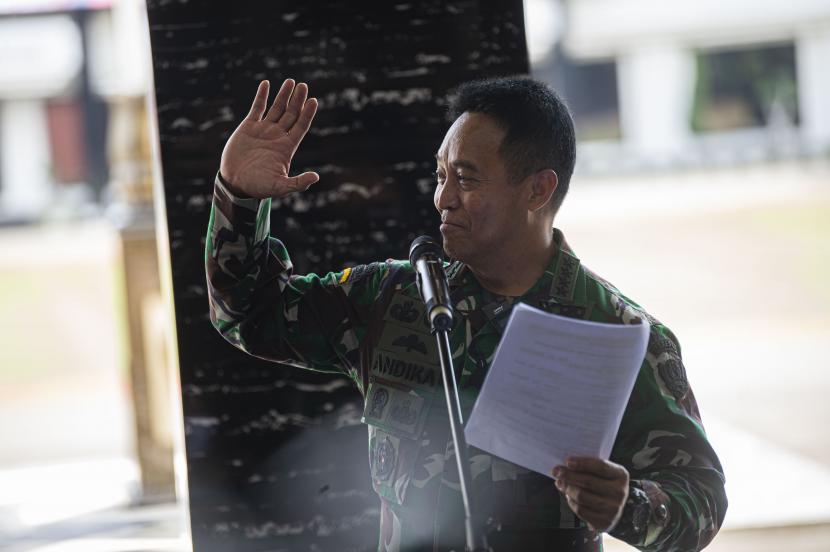 Wakil Ketua Komite Pelaksana Penanganan COVID-19 dan Pemulihan Ekonomi Nasional (PEN) yang juga Kepala Staf Angkatan Darat (KSAD) Jenderal TNI Andika Perkasa 
