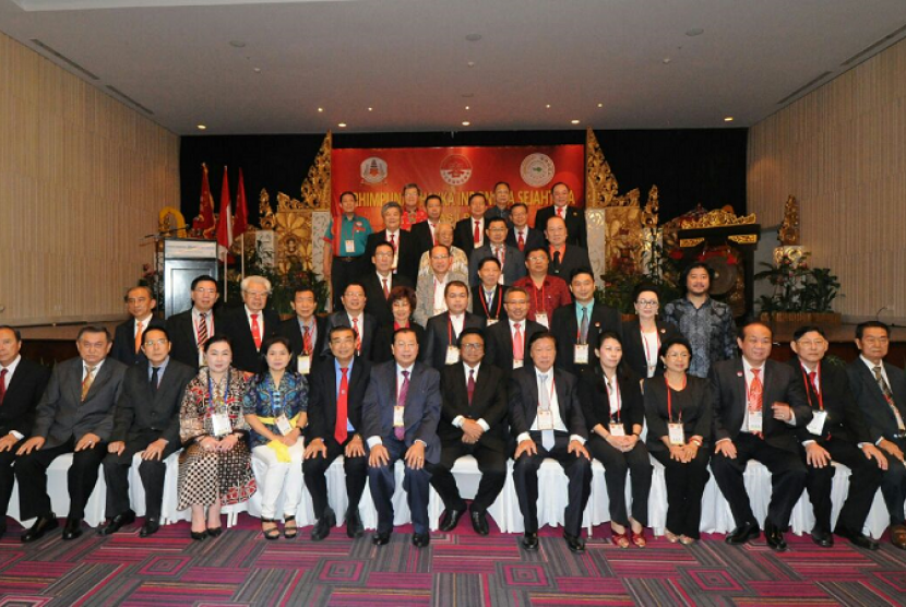 Wakil Ketua Majelis Permusyawaratan Rakyat (MPR) Oesman Sapta mengisi Sosialisasi Empat Pilar kepada ratusan anggota Perhimpunan Hakka Indonesia Sejahtera.