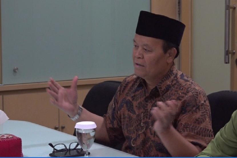 Wakil Ketua Majelis Permusyawaratan Rakyat Republik Indonesia (MPR RI) Dr H M Hidayat Nur Wahid meminta pemerintah serius atasi Corona dengan mengusut lolosnya 49 TKA asal China ke Kendari