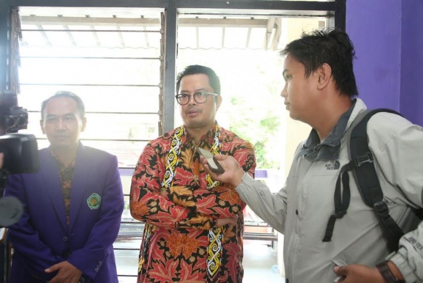 Wakil Ketua Majelis Permusyawatan Rakyat (MPR) RI Mahyudin (tengah).