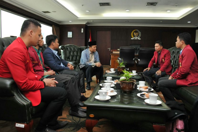 Wakil Ketua MPR Hidayat Nur Wahid bertemu dengan perwakilan DPP IMM.
