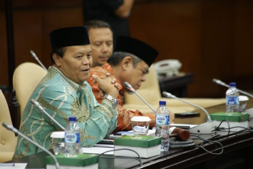 Wakil Ketua MPR Hidayat Nur Wahid didampingi Pimpinan Fraksi PKS MPR Soenmanjaya Rukmandis menerima peserta program Pendidikan Kaderisasi Ulama (PKU) Majelis Ulama Indonesia (MUI) Kabupaten Bogor. 