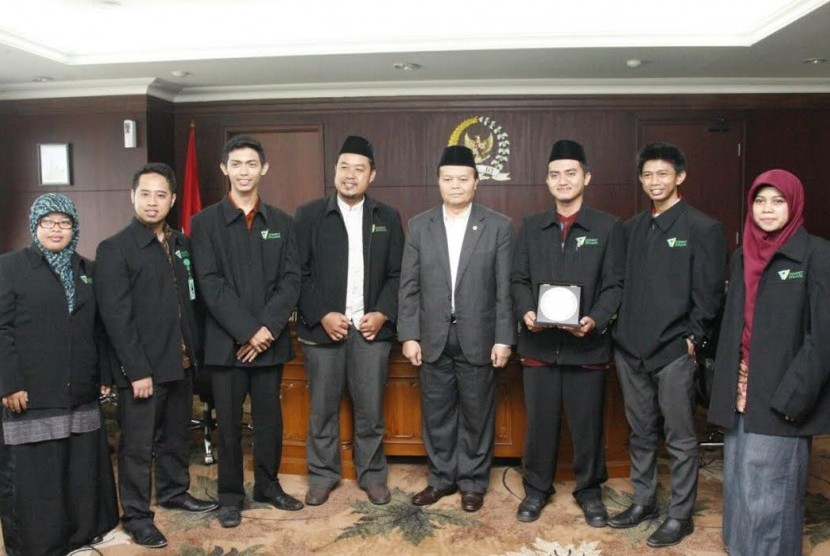Wakil Ketua MPR Hidayat Nur Wahid, menerima delegasi Cordofa (Corps Da’i Dhompet Dhuafa).