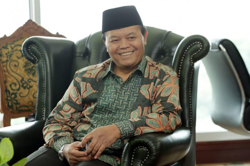 Wakil Ketua MPR Hidayat Nurwahid secara daring, saat menjadi narasumber Sosialisasi Empat Pilar MPR dan Narasi Kebangsaan KAMMI. Acara tersebut berlangsung di Aula Rumah Jabatan Anggota DPR RI, Komplek Kalibata,  Jakarta Selatan Rabu (19/8) malam. 