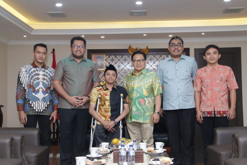 Wakil Ketua MPR Muhaimin Iskandar bertemu perwakilan Pergerakan Mahasiswa Islam Indonesia (PMII) Komisariat Universitas Brawijaya Malang.  