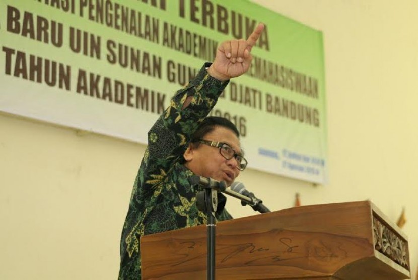 Wakil Ketua MPR Oesman Sapta.