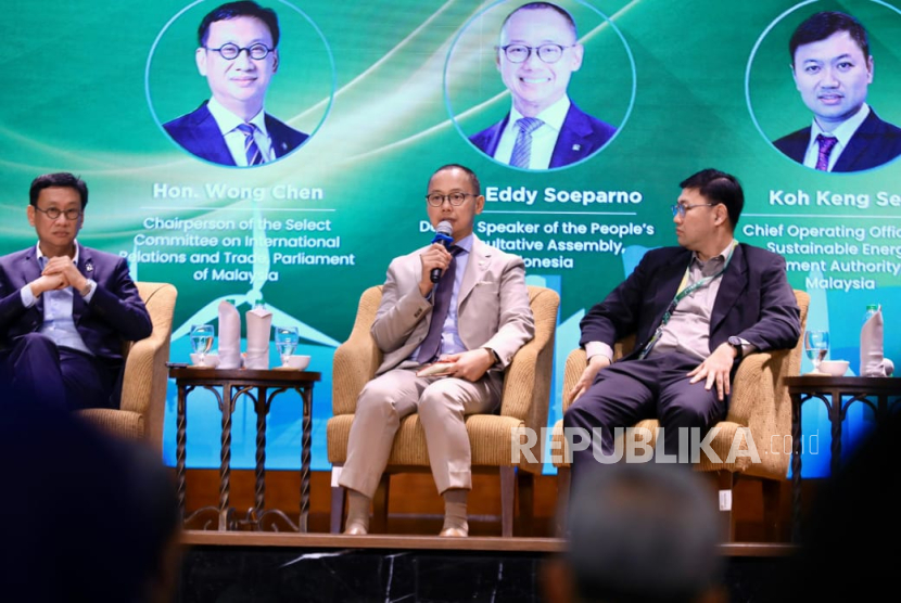 Eddy Soeparno Tegaskan Komitmen Indonesia Percepat Transisi Energi di Forum Parlemen ASEAN
