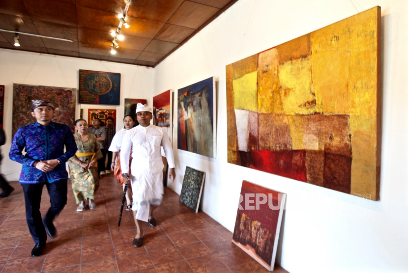 Wakil Ketua MPR RI Edhie Baskoro Yudhoyono dan Ketua Asosiasi Museum Indonesia Putu Supadma Rudana melakukan pertemuan untuk membahas penguatan peran museum. 