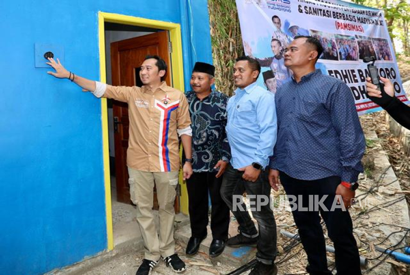 Pantau Progam Sanitasi di Ngawi, Waka MPR Ibas Dorong Percepatan Kemakmuran Petani
